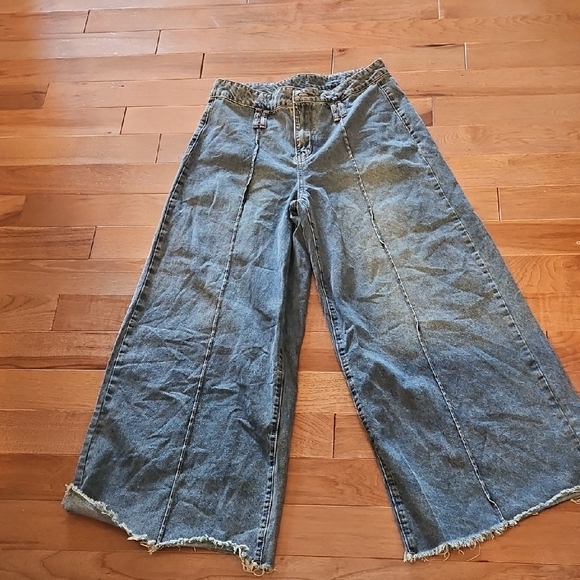 Dazy Denim - Dazy High- Waise Wide-Leg Blue Jeans